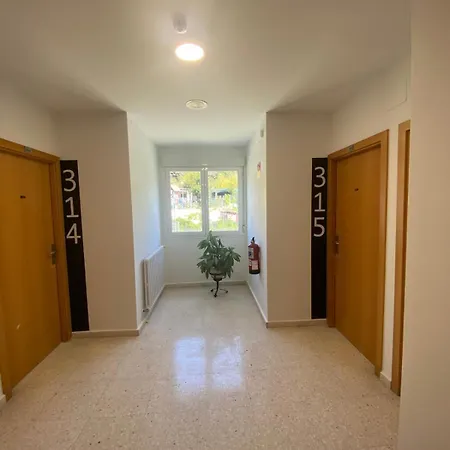 Miresibilbao - Residencia Universitaria * بلباو