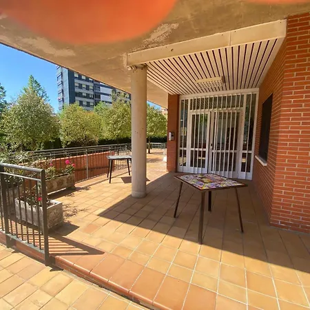 فندق Miresibilbao - Residencia Universitaria