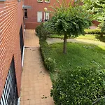 Miresibilbao - Residencia Universitaria Szálloda Bilbao
