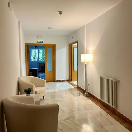 Miresibilbao - Residencia Universitaria ホテル *