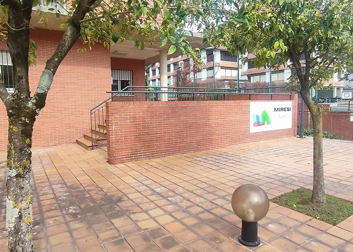 מלון Miresibilbao - Residencia Universitaria בילבאו